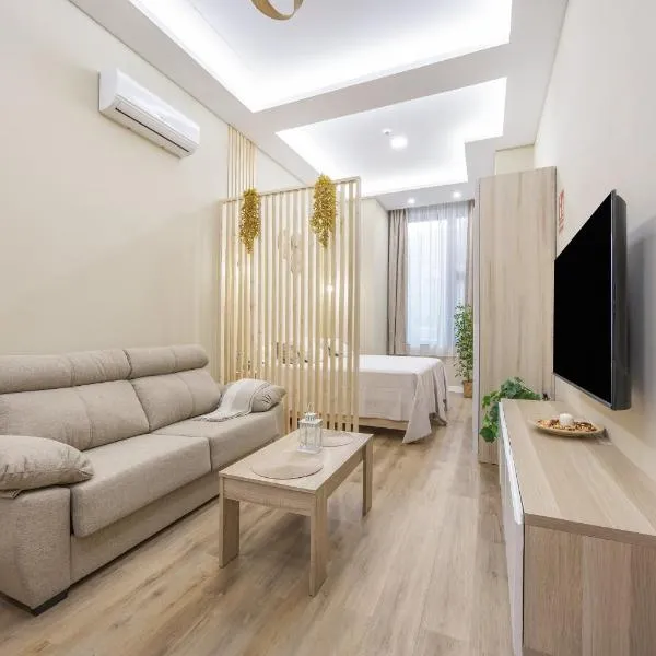 Apartamentos Brisas de Cádiz 3, hotel u gradu Kadiz