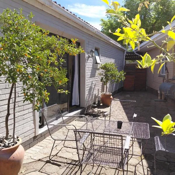 STUDIO twenty8, hotel en Burgersdorp