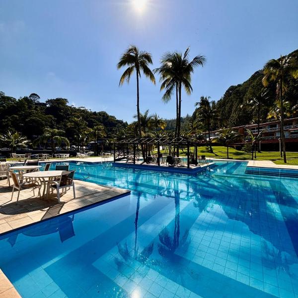 Condomínio à Beira-Mar, Praia Privada e Piscina