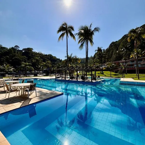Condomínio à Beira-Mar, Praia Privada e Piscina, hotel in Angra dos Reis