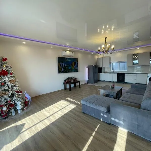 Ejmiatsin To Zvartnots Airport, hotel in Yerevan