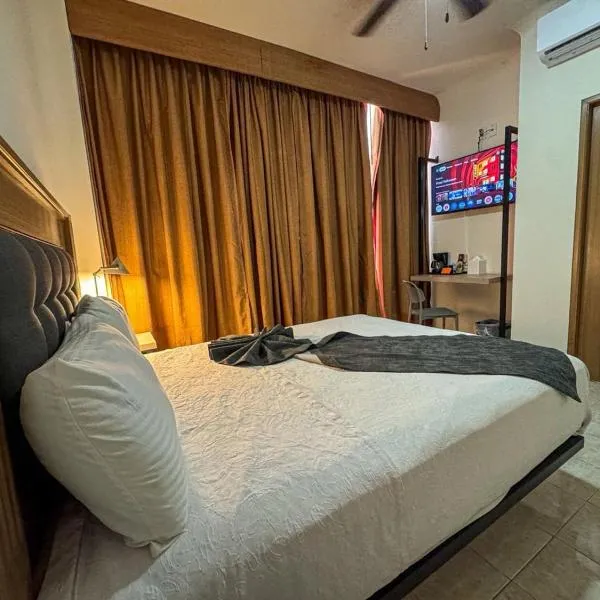 Hotel Grand Lion，位于托雷翁的酒店