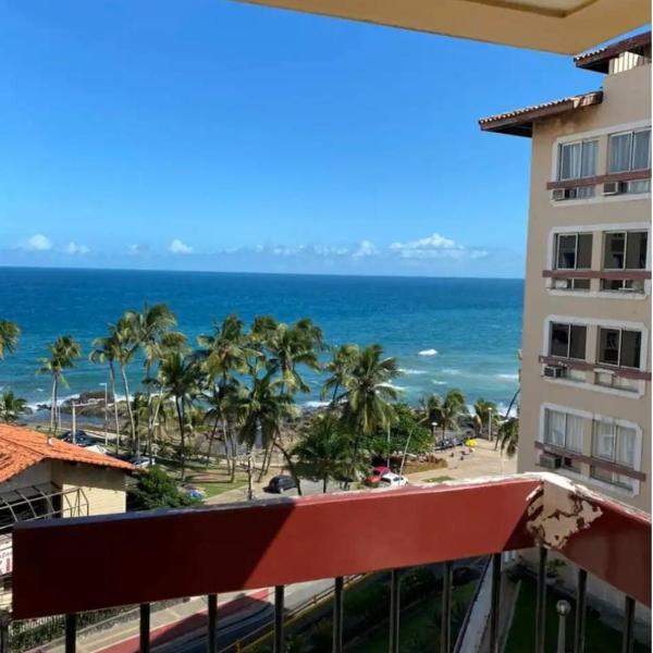 Quarto com vista para o mar na Ondina