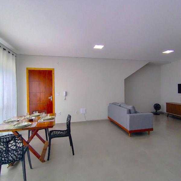 Apto c/ churrasqueira a 100m da Praia MBU0102