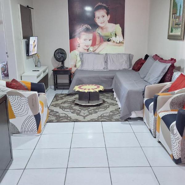 CASA TOP de 2 quartos em TORRES-RS - na mais bela praia Gaúcha - Cozinha - Banheiro - Ar-condicionado split em cada quarto- Smart TV 32' - Wi-Fi- Estacionamento - Anfitriã Superhost no BnB