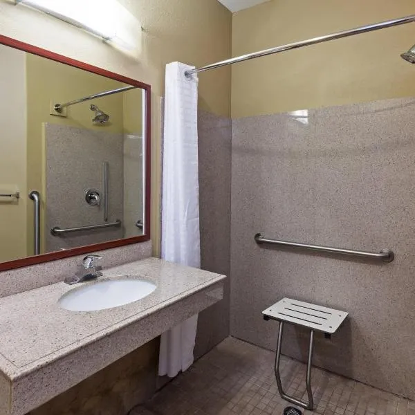 Candlewood Suites - Texas City by IHG, Hotel in Texas City