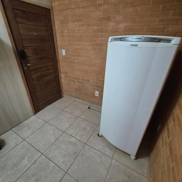 Suite inteligente com integração com alexa- cama flutuante - área central de GV- casais- indivudual - Foto 5