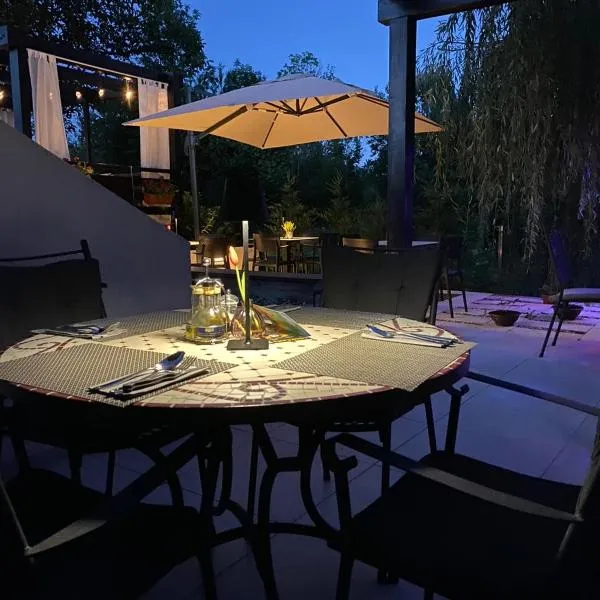 Plitvice Falls Cottage - Luxury rooms & Dinner, hotel in Plitvica selo