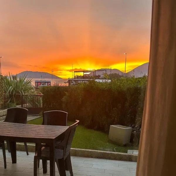 Vener Vista Mare - Il tuo rifugio con Giardino, posto auto e Spiaggia Inclusa, hotel en Lerici