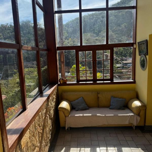 Linda casa com vista encantadora