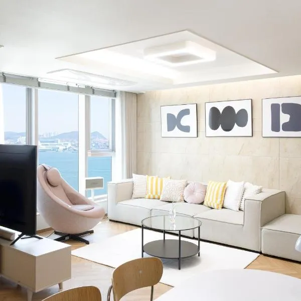 Brown Suites Busan Station, hotel en Busan