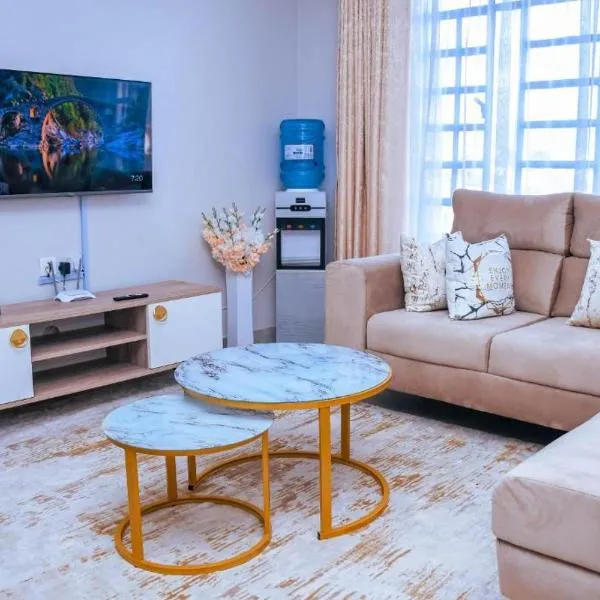 Havana Cottages-Hyrax Deluxe Master، فندق في ناكورو