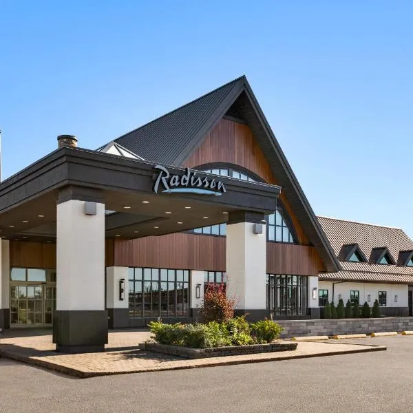 Radisson Hotel Montreal Airport, hotel v destinaci Ville Saint Laurent