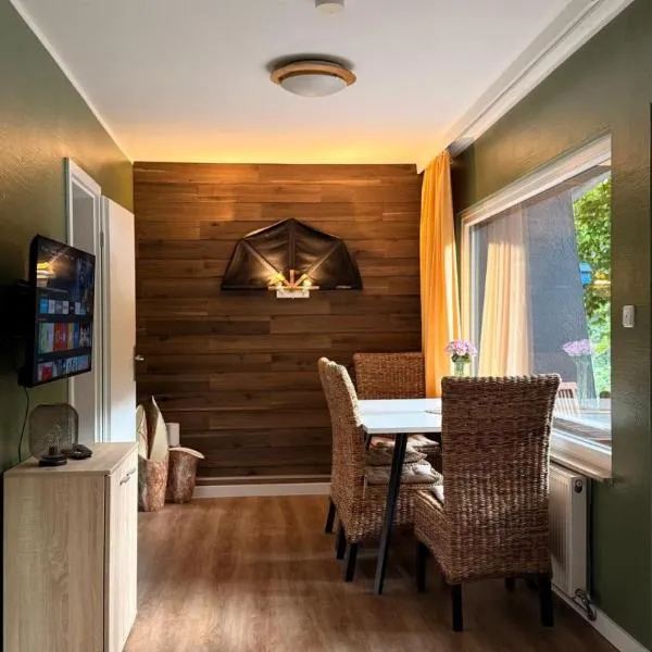 Ferienhaus mit Privatsauna, Hotel in Lage