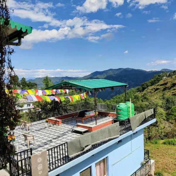 Bloom Nest Almora Kasar Devi, ξενοδοχείο σε Hawālbāgh