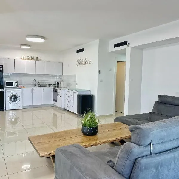 דירות נופש רויאל פארק מביאים את הבית לחופשה, hotel en Eilat