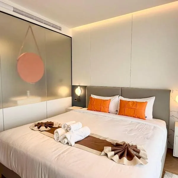 Viesnīca Elegant Beachside Retreat Modern Stay Pool Bar pilsētā Lajana pludmale
