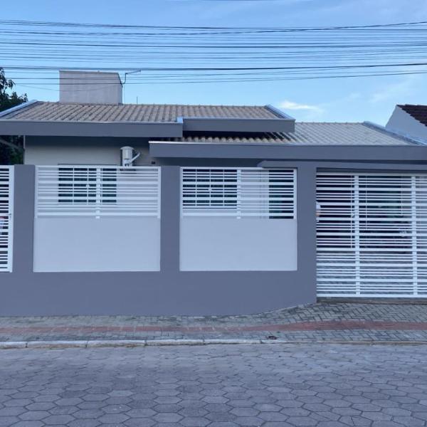 Casa na praia de Zimbros Bombinhas - Foto 3