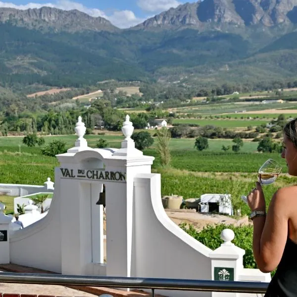 Val Du Charron Wine & Leisure Estate，位于惠灵顿的酒店
