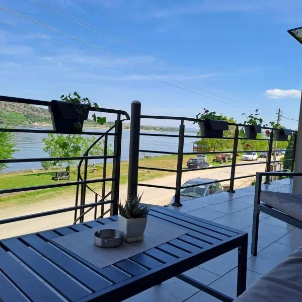 std- Na lepom plavom Dunavu、Kladušnicaのホテル