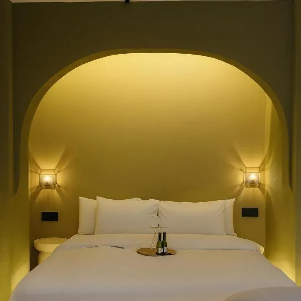 Marabou Unique Stay، فندق في سلانيك