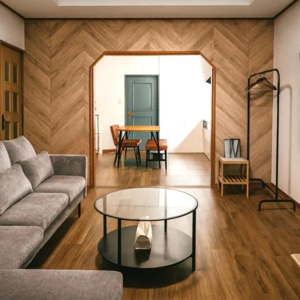 古民家 環水公園徒歩8分 閑静な住宅街 ドライブ旅行 近隣駐車場あり, hotel v destinaci Tojama