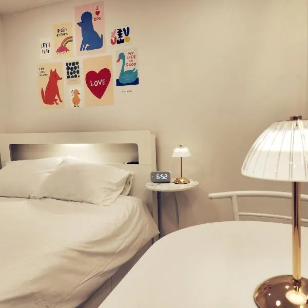 Cloud, hotel u gradu 'Seul'