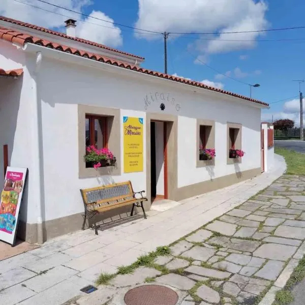 Albergue Miraiso, hotel in Arzúa