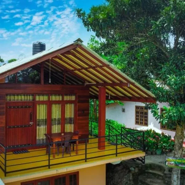 Nine Arch Wood Cabin, hotel in Ella