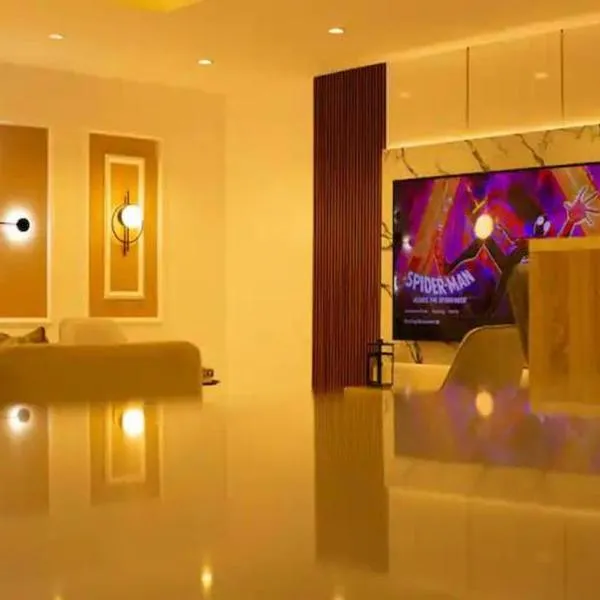 Atelier Lux Homes- Modern Service Apartments with Amazing Designs, ξενοδοχείο στο Ιμπαντάν