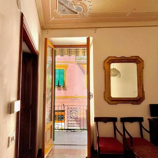 A Ca' du Mûsenu - apartment in Monterosso center, Hotel in Monterosso al Mare