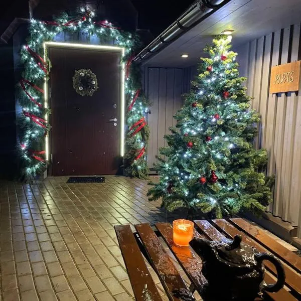 Piejūras māja skandināvu stilā! Seaside scandi house!, ξενοδοχείο σε Lapmezciems