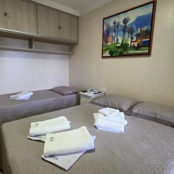 Flat 8A confortável e completo próximo ao Hot Park e Pousada do Rio Quente, Hotel in Rio Quente