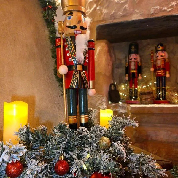 La Dimora di Pietra - Madonie Suite & Garden، فندق في Blufi