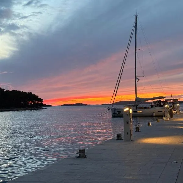Lavanda, hotel en Tribunj