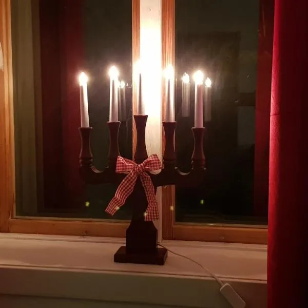 Parkvillan Sunshine Living Condo, ξενοδοχείο σε Koppom