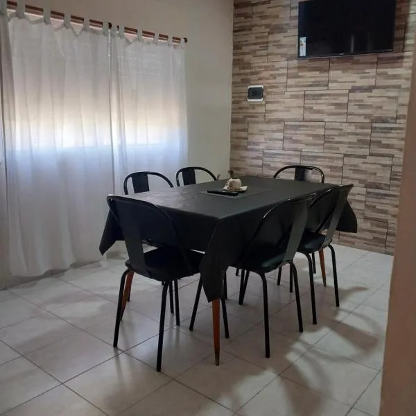 La Fortaleza, hotel v destinaci Carhué