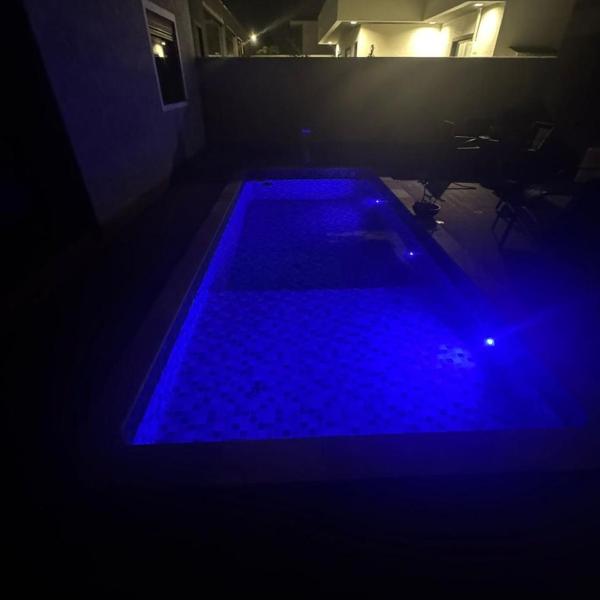 Luxuosa