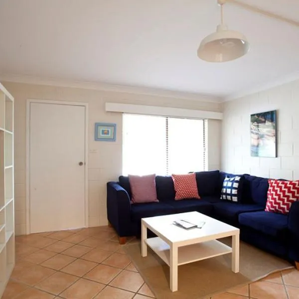 Blueys Beach Villa Manyana 24, hotel di Blueys Beach