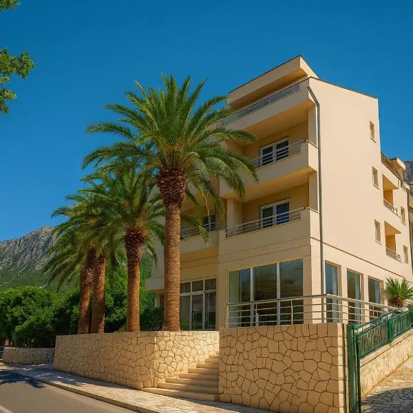 Hotel Neptun Gradac, hotel in Gradac