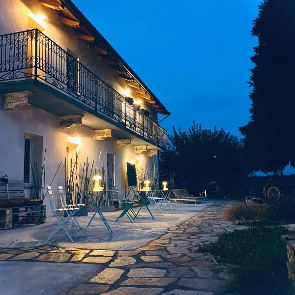 Suites con Vista Panoramica e Home Restaurant - Pet Friendly nel Monferrato, hotell i Cortandone