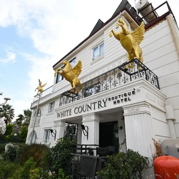 White Country Villages Hotel, hotel en Antalya