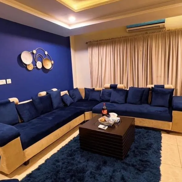 Osma Living Apartment Lahore, hotel di Lahore