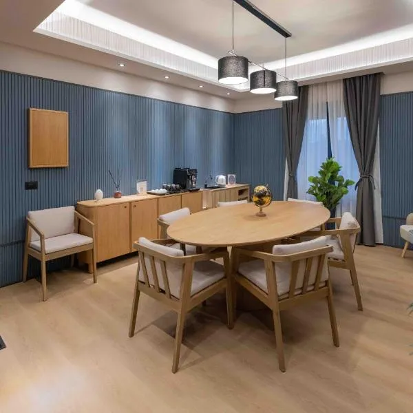 Gran Suite Darsena deluxe, hotel in Isola Sacra