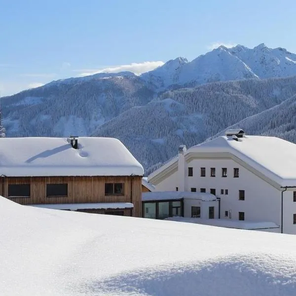 Hotel Weiler - Aktiv & Tradition, hotel en Obertilliach