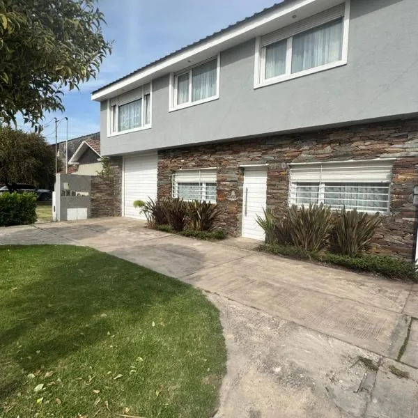Viviendas barrio Caisamar, hotel en Mar del Plata