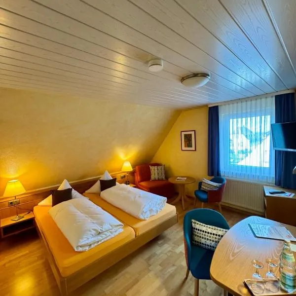 Hotel-Restaurant Gasthof Adler, hotel v destinaci Neuenburg am Rhein