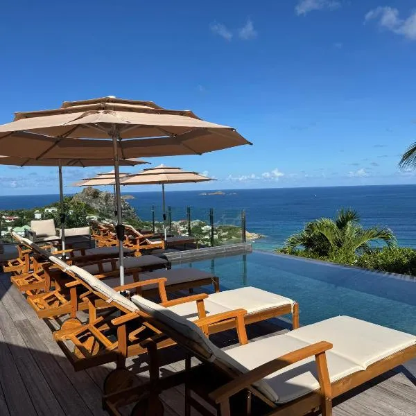 The Red Cloud Villa with Incredible Ocean View !!!!、Saint Barthelemyのホテル