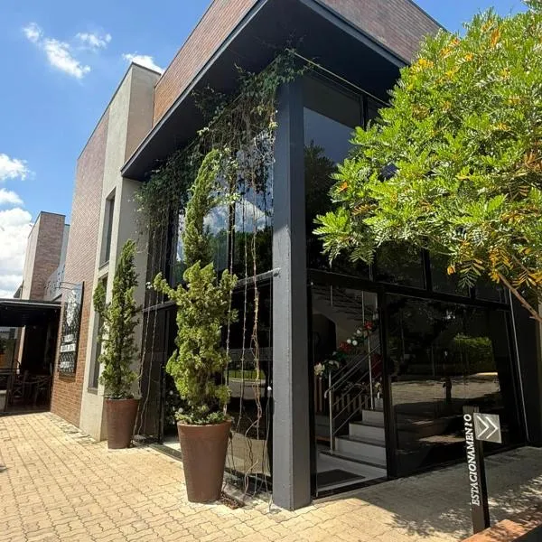 Hotel Flores de Holambra, hotel v destinaci Holambra