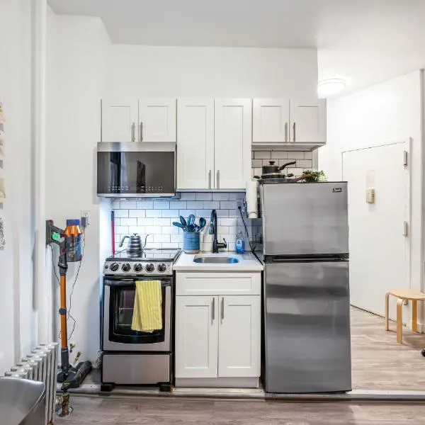Private One Bedroom Apartment in Times Square & Central Park, Hotel in New York